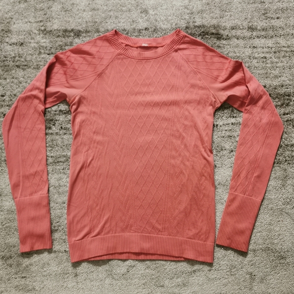 Lululemon rest less pullover - Picture 8 of 12